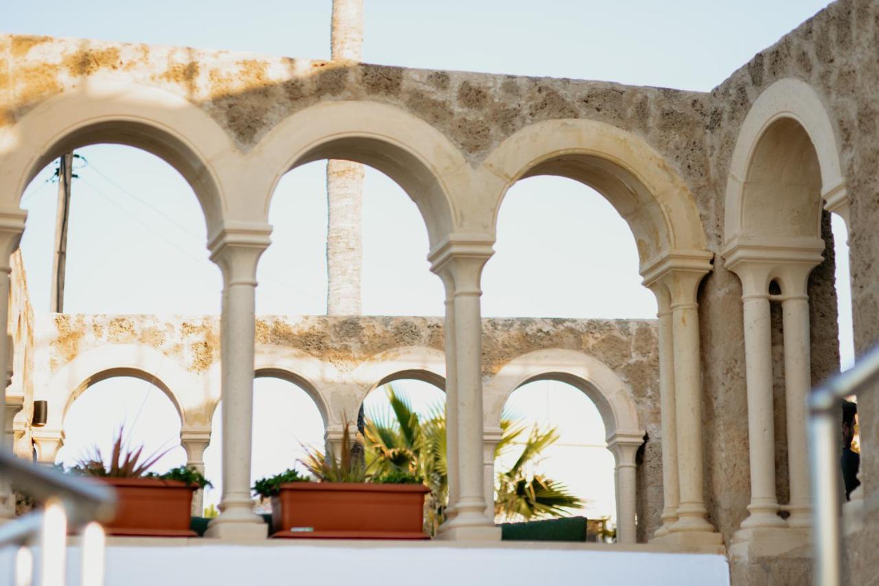 Luxuriant Houses Kyrenia ไคริเนีย ภายนอก รูปภาพ