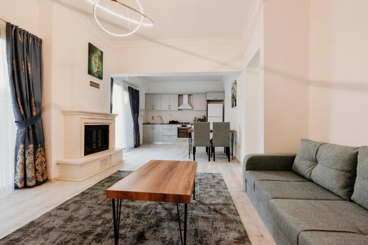 Luxuriant Houses Kyrenia ไคริเนีย ภายนอก รูปภาพ