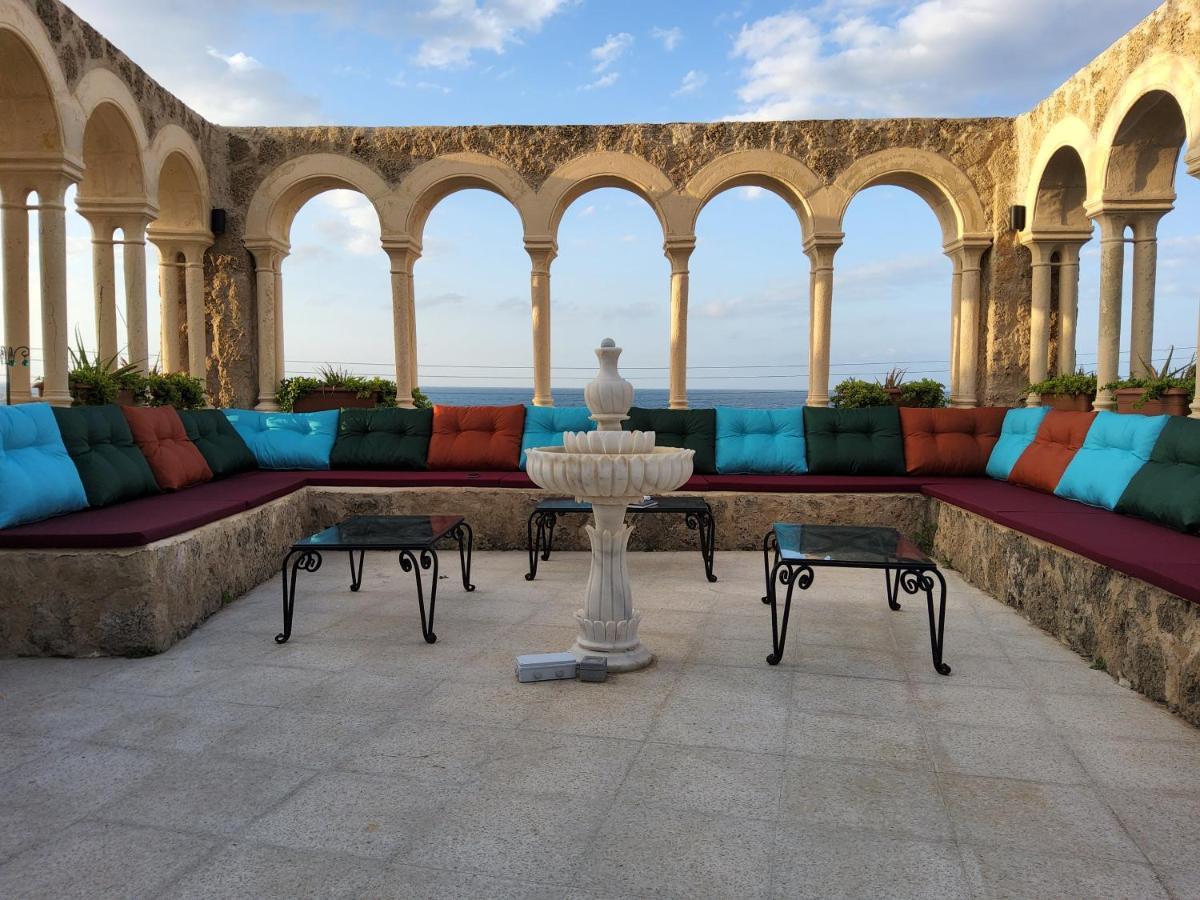 Luxuriant Houses Kyrenia ไคริเนีย ภายนอก รูปภาพ